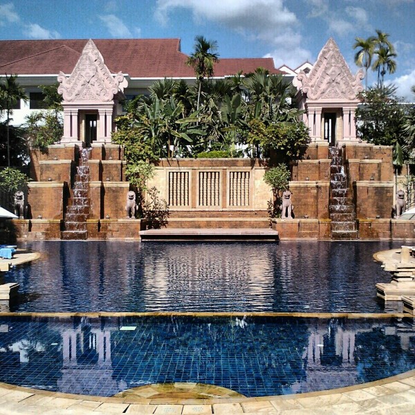 Sokha Angkor Hotel pool