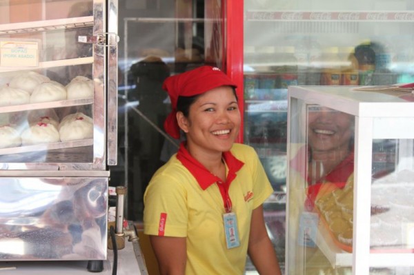 We bought bread here almost everyday, and this employee is our cousin's cousin