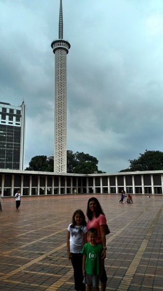 Istiqlal tower as seen from within the mosque grounds