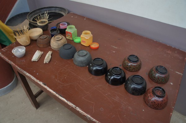 We went to a lacquer-ware factory to see how they make things. This shows the different steps to making something from lacquer 