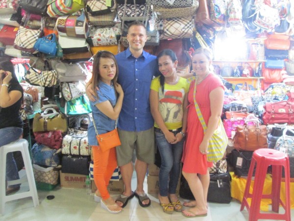 A morning of shopping at Greenhills where we bought knock-off purses and other souvenirs. And of course they got to see "lady-boys"