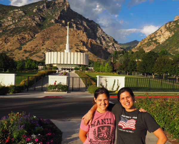 My brother lives only a couple of blocks away from the Provo Temple so I took the opportunity to show our kids that temple and any others that we came across.